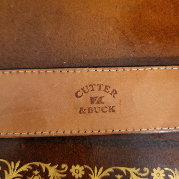 Cutter & Buck Black Leather Belt - Picture 8 of 11